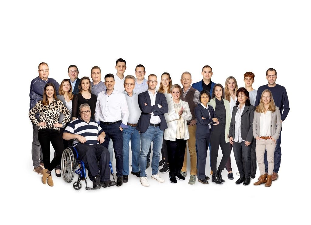 A4 Gruppenfoto neu 5 9 2025 small